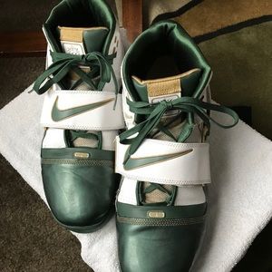 Lebron Soldier IV Mens Shoes Size 18 These were made exclusively for players